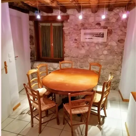 Pyrenees Ariegeoise * Prades (Ariege)